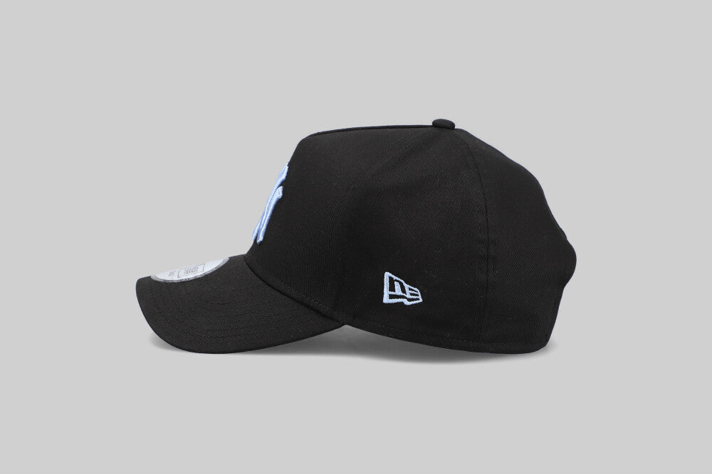 New York Yankees MLB League Essentials 9Forty AF Snapback Cap